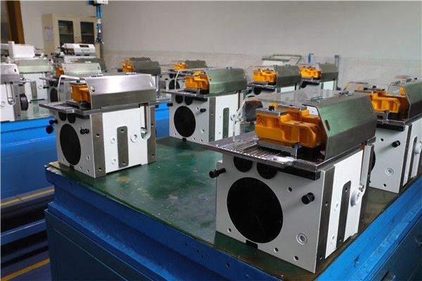 自动送料机的工作原理