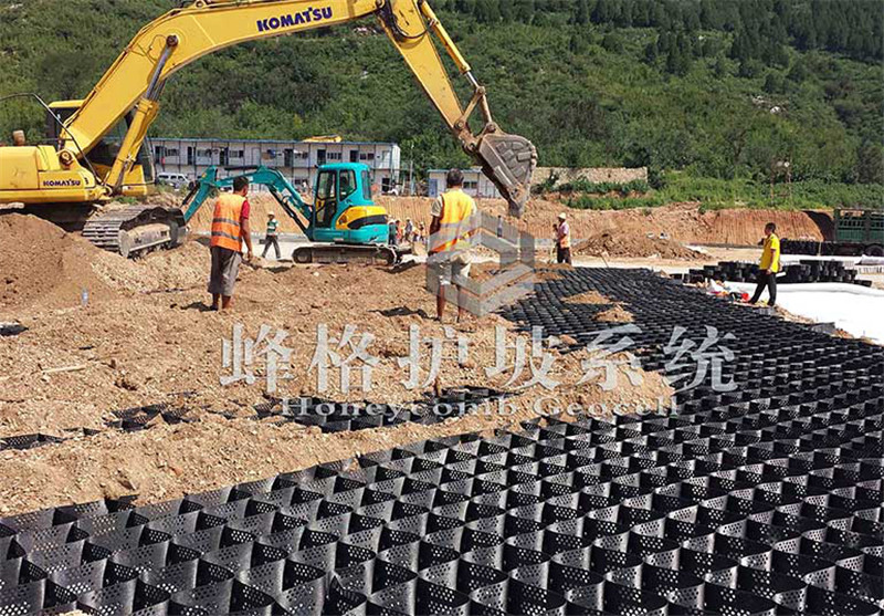 停車(chē)場(chǎng)