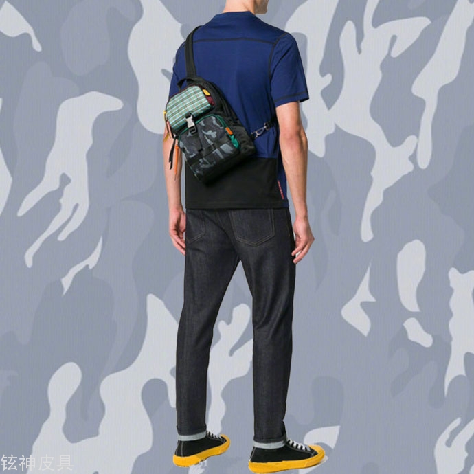 Prada男士迷彩又酷酷又高级