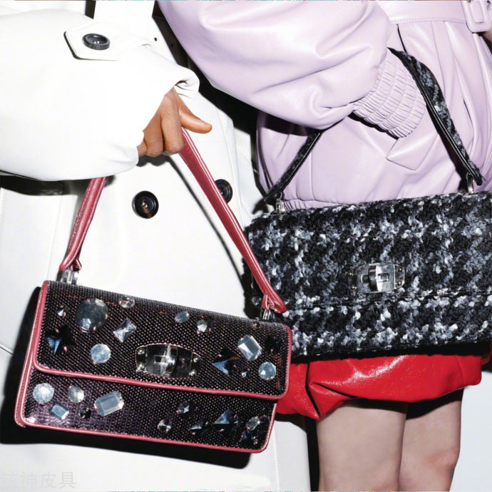 Miu全新CLEO 单肩包