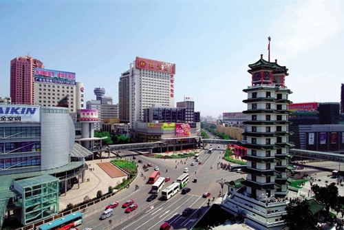 河南钢质防火卷帘-郑州二七纪念塔