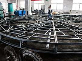 大型游乐设备车间