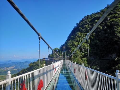 云门山玻璃桥.jpg