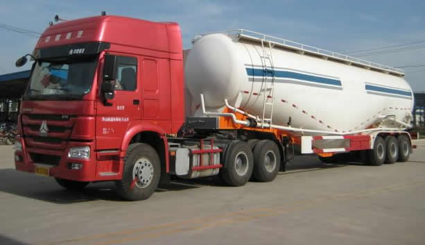 水泥罐车
