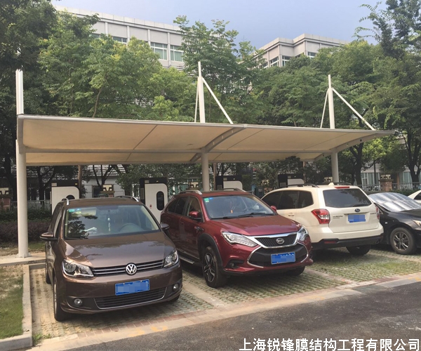 膜结构充电桩停车棚案例展示