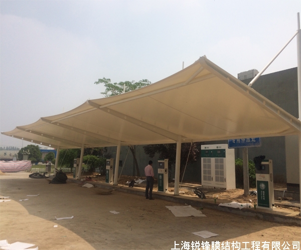 膜结构充电桩停车棚案例展示