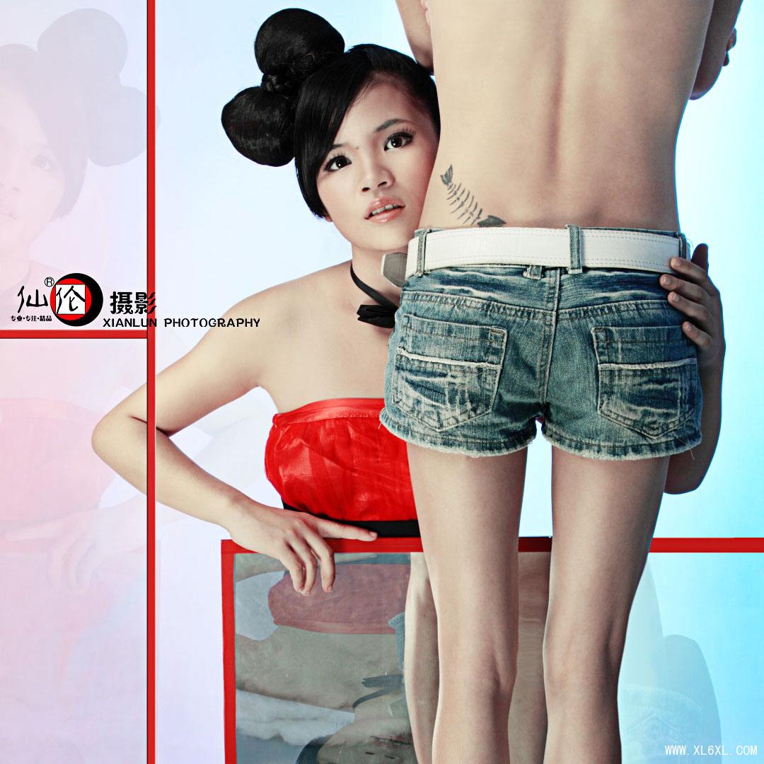 女人与镜子
