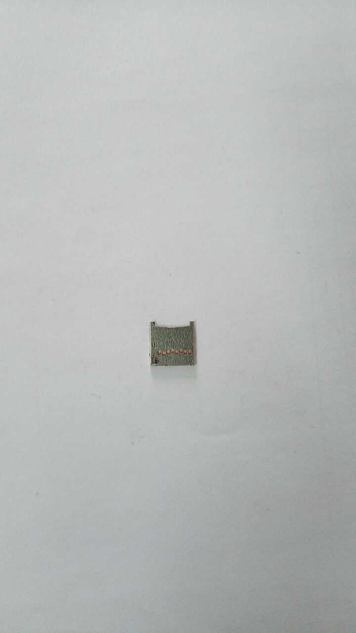 2SD2000-000130  T-FLASH CARD 1.3H