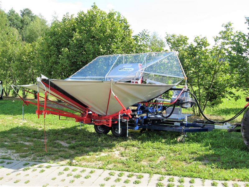 Gacek核果摇树机/Cherry Shaking harvester