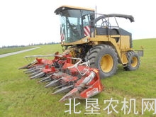 纽荷兰FX系列自走式青贮收获机