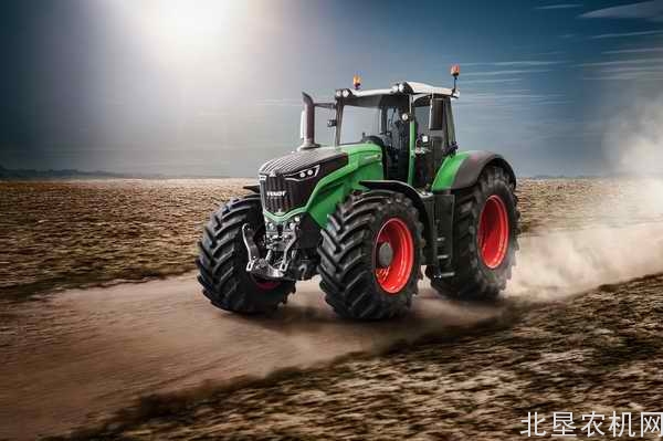 世界最大的常规结构拖拉机——500马力芬特拖拉