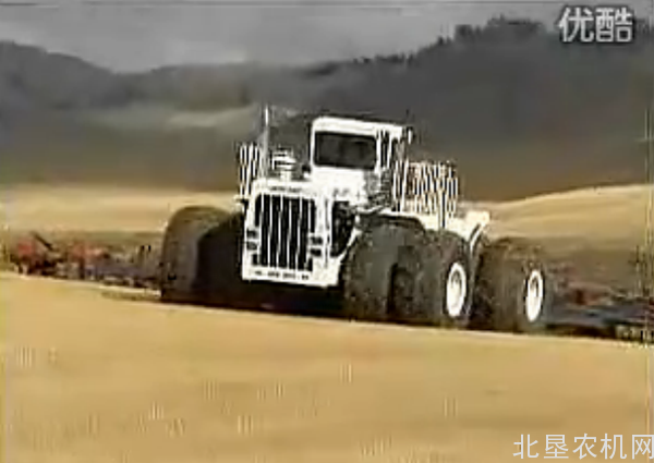 bigbud 747——世界上最大马力拖拉机