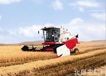 雷沃谷神GE系列小麦机维护与保养视频