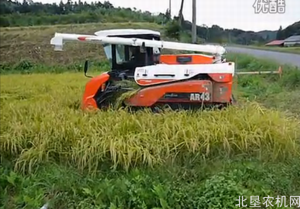 久保田AR43型水稻联合收获机