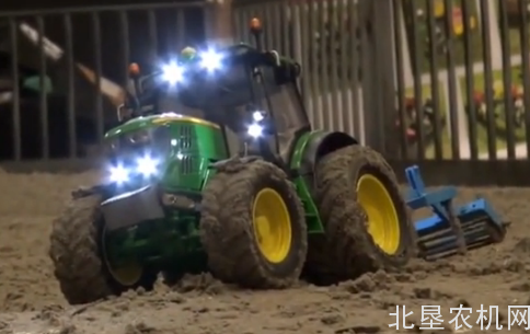 遥控拖拉机系列-农场展示
