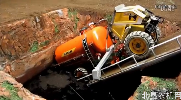 遥控拖拉机系列-凯斯、菲亚特事故