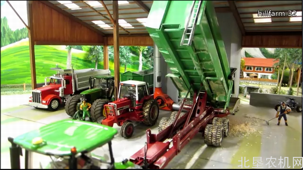 遥控拖拉机系列-约翰迪尔、凯斯作业