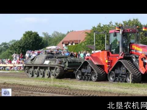 当军用坦克遇到凯斯拖拉机