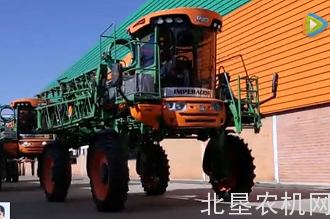 来自巴西的stara喷药机