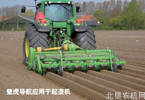 合众思壮‘慧农’自主研发北斗导航成功问世