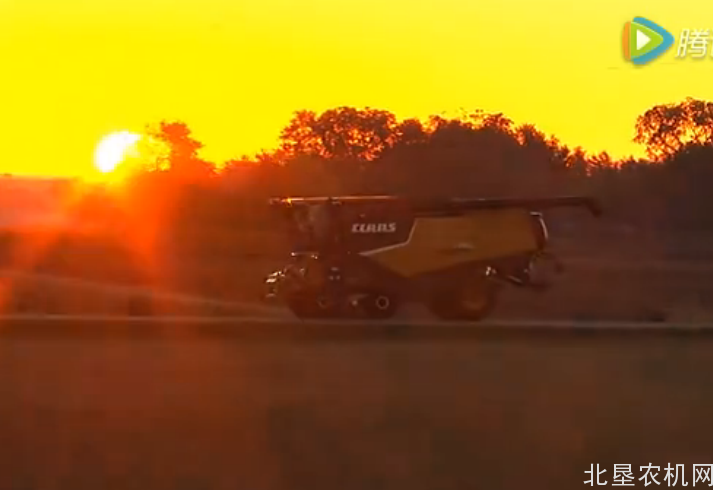 克拉斯LEXION收获机收获玉米10小时挑战