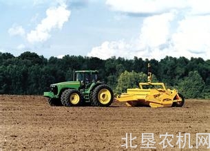 探索实施农机保险政策 有效防止农民致贫返贫