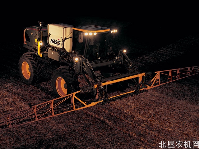 海吉高地隙喷药机介绍