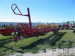 Highline公司BM605/BM607捡捆机