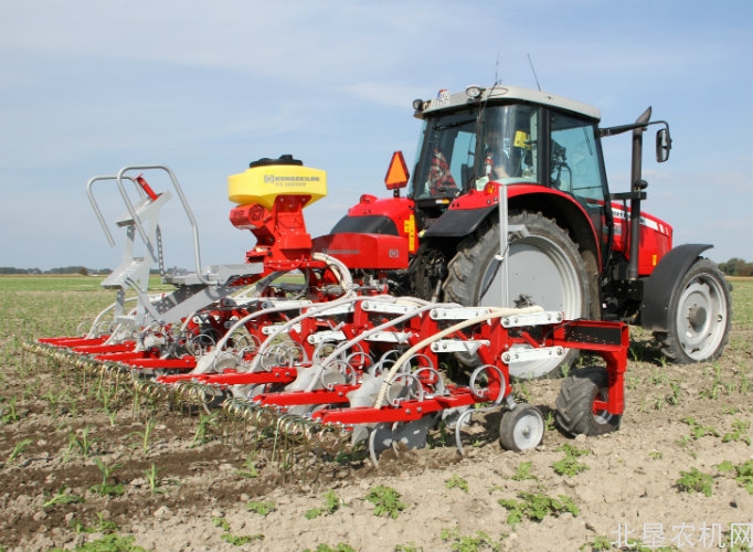 Kongskilde公司Vibro Crop智能操控施肥机