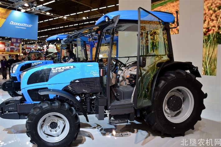 兰迪尼NUOVO REX拖拉机