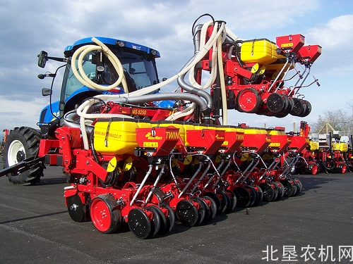 马特马克MS8250双折叠播种机