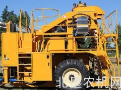 阿尔斯波葡萄收获机