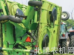 舒尔特世界上最大的甩刀式割草机