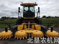 玉米籽粒机与青贮机械成为新宠