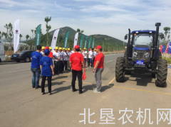 雷沃欧豹成为滨州机手大赛唯一指定用车