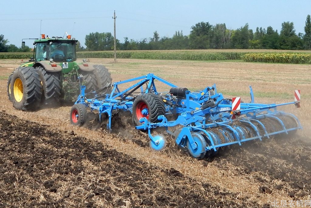 蹚出农业现代化新路子