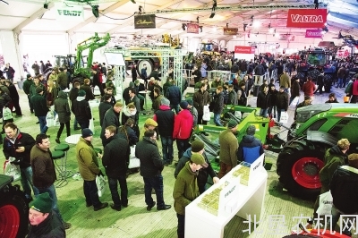 2018辽宁（铁岭）第九届现代农机装备展示交易会开幕