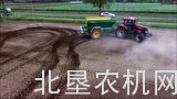 凯斯拖拉机配撒肥车抛洒石灰