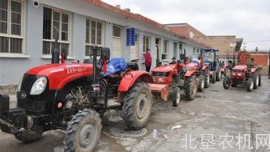 全国拖拉机标准化技术委员会东盟标准工作委员会成立