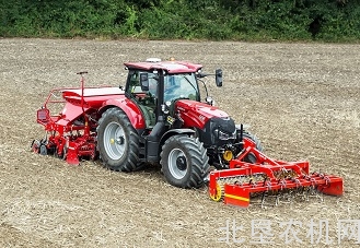 大农机“上阵”为大豆高产“助阵”