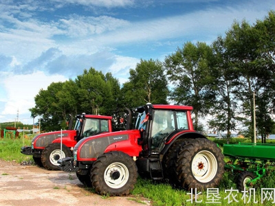 浙江省星光农机公司远赴密山市进行项目洽谈