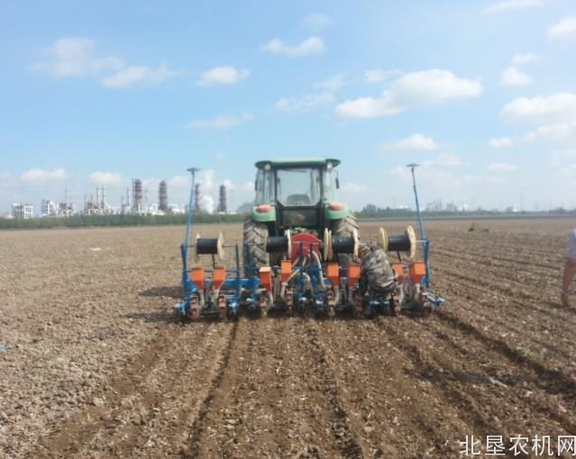 第八届工程机械（农机）涂装行业技术交流大会火热报名中！