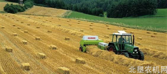 预见起伏，热点产品也“降温”——对2019年国内打捆机市场的三点展望