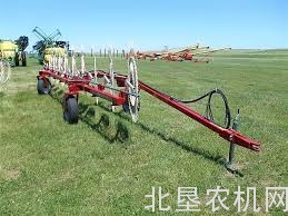 赛特利斯TR9搂草机