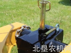 威猛牵引式割草机快速挂接系统