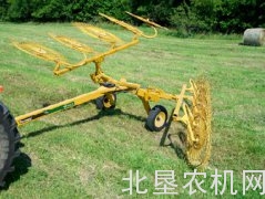 威猛VR系列指盘式搂草机