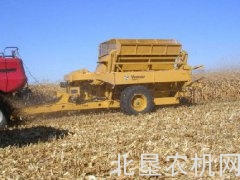 威猛CCX770玉米棒芯收获机