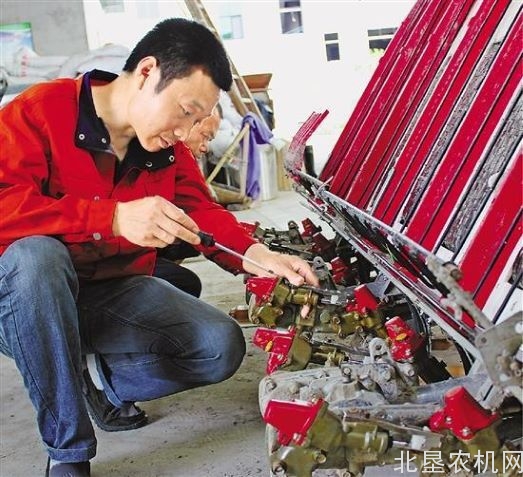 奔忙在缙云田间地头的田晓村：我给农机当保姆