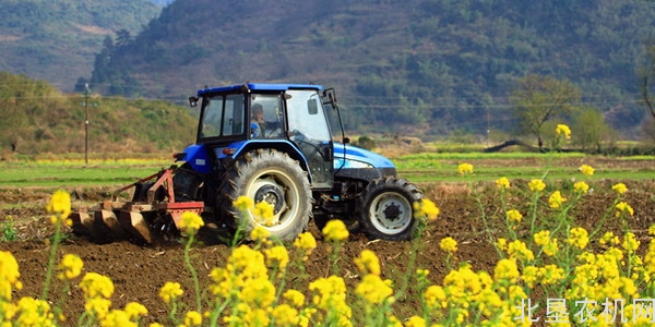 国家农机装备创新中心在洛揭牌 跻身“国家队” 田野新“机”遇