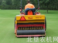 Vredo公司草坪播种机